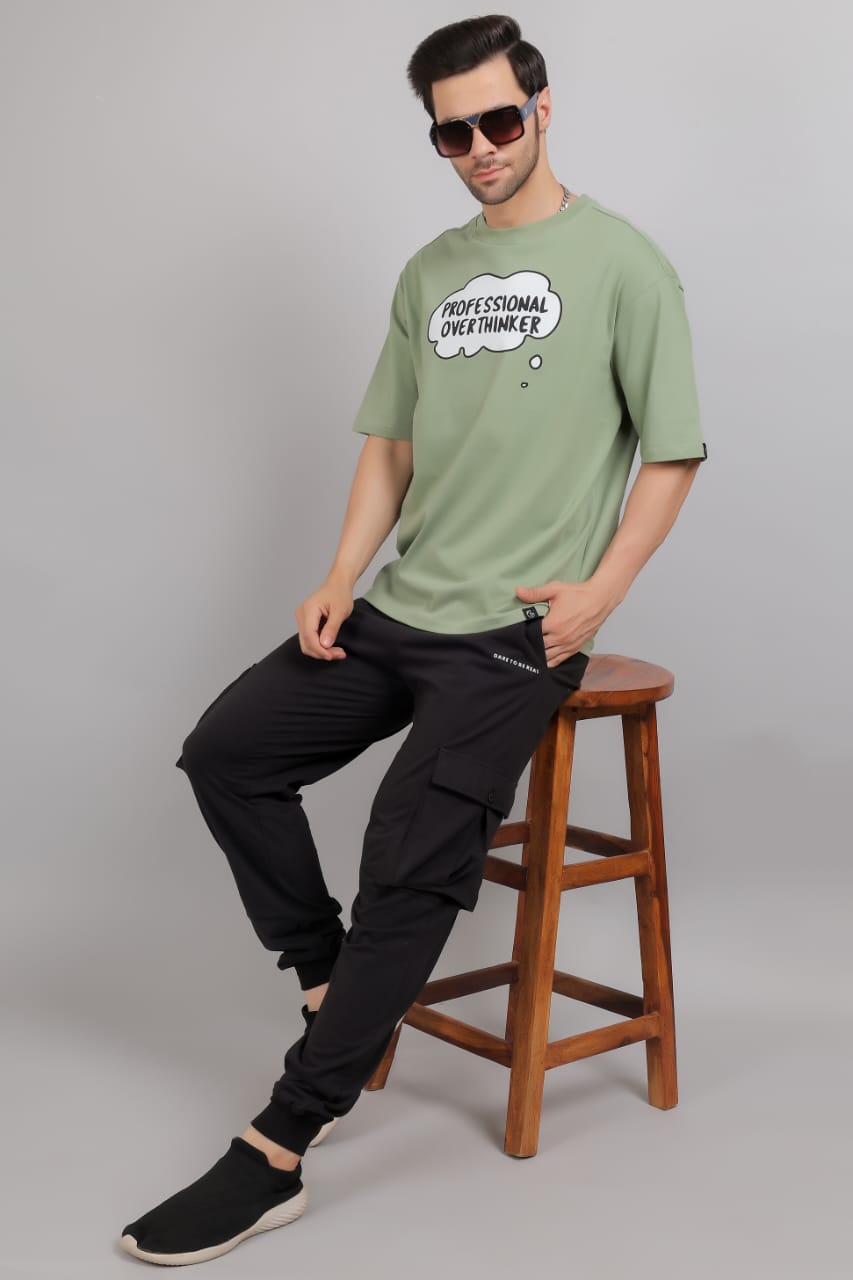 Print Oversize Tee and Black Cargo Jogger